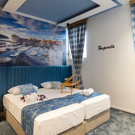 Gasthuis And Naida 4*