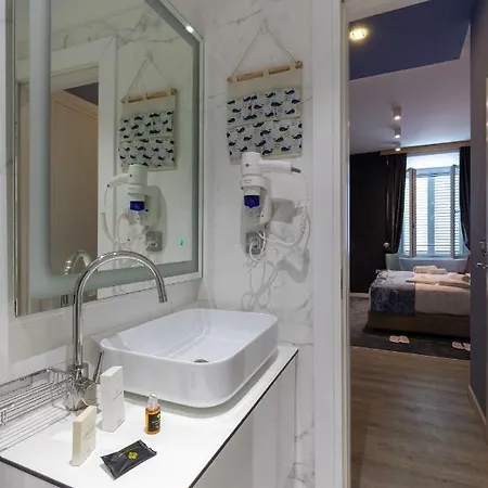 And Naida 두브로브니크