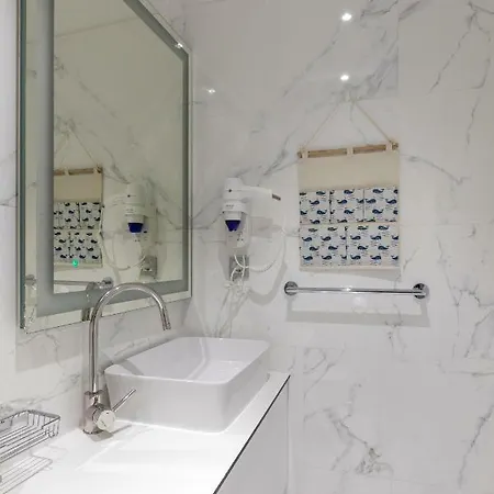 And Naida 두브로브니크