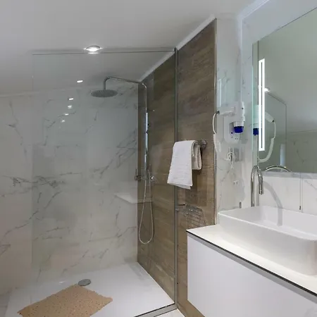 And Naida 두브로브니크