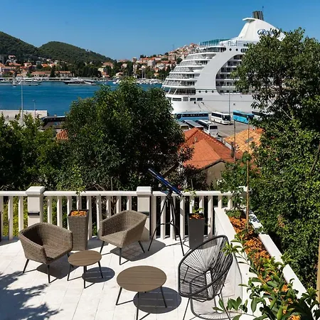 Guest house And Naida 4*