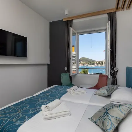 And Naida 게스트하우스 4*