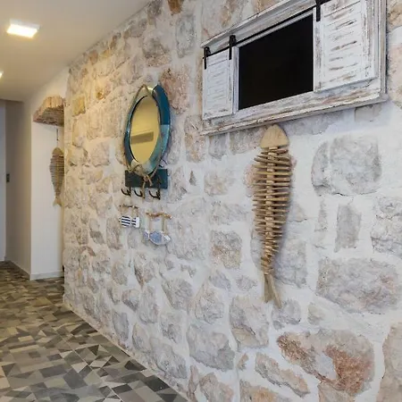 Pensión And Naida Dubrovnik