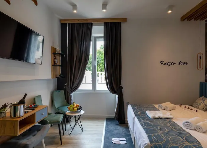 Guest house And Naida 4*