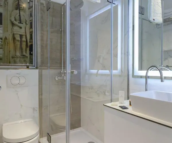 Guest house And Naida 4*